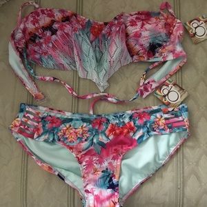 CUTE OP BIKINI SIZE L (11-13) BNWT